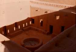 ALG�RIE,CHAPELLE CHARLES DE FOUCAULT � TAMANRASSET .jpg (4127 octets)