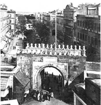 Tunis porte de France.jpg (24730 octets)
