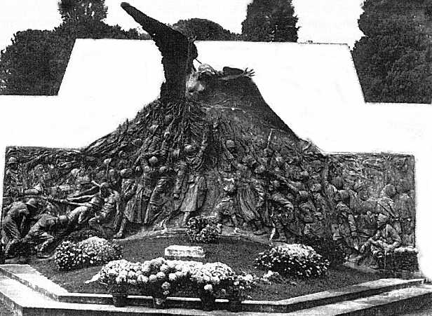 monum aux morts.JPG (58386 octets)