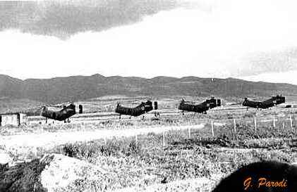 Philippeville, Les Bananes, sur le camp d'aviation (archives).jpg (16532 octets)